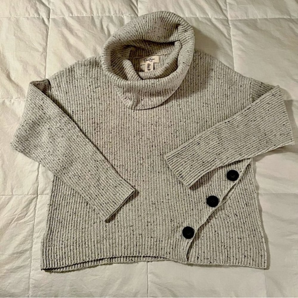 Jessica Simpson cowl neck pullover long sleeve sweater size medium